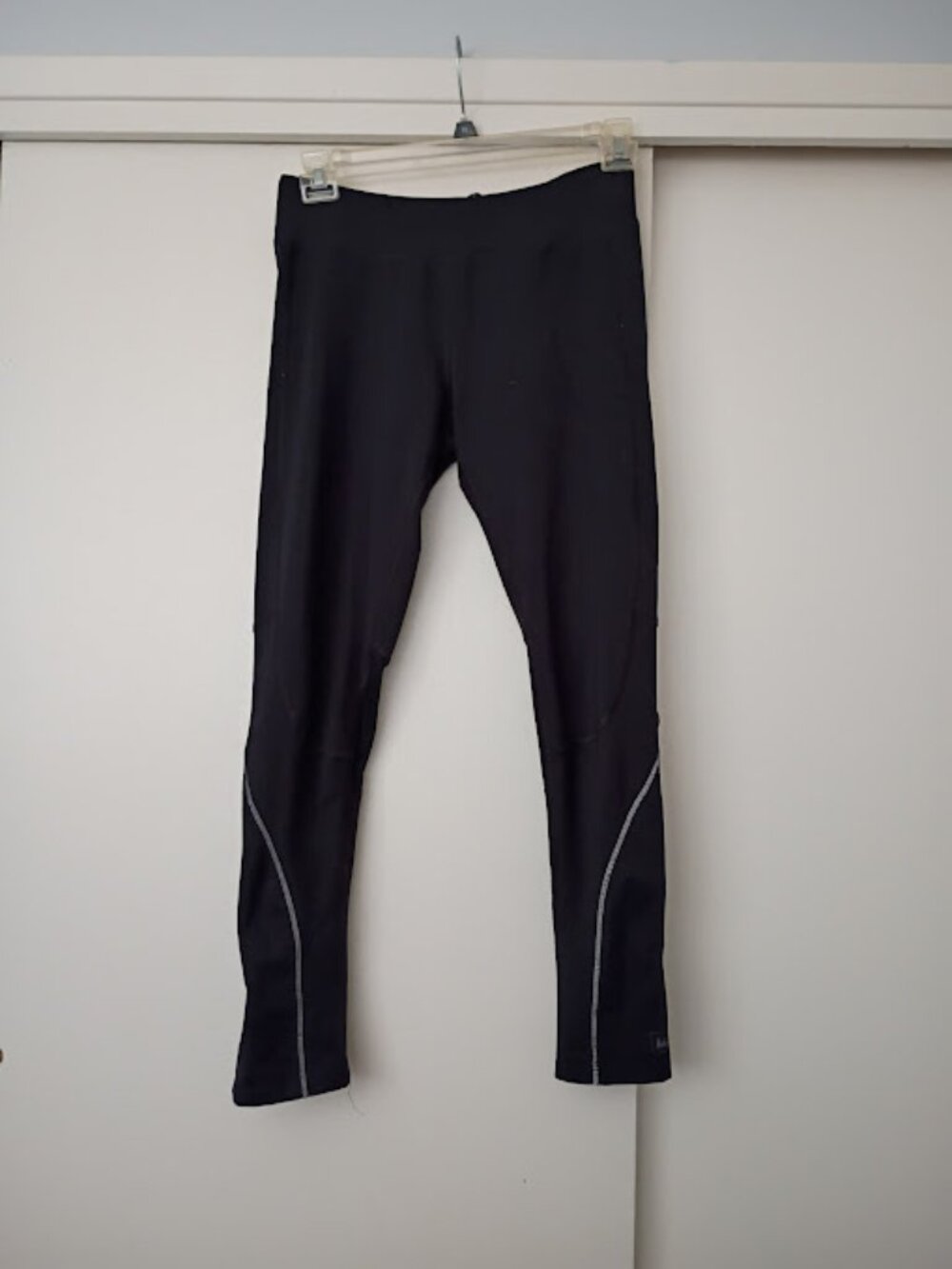 REI Women’s Leggings – Size Medium